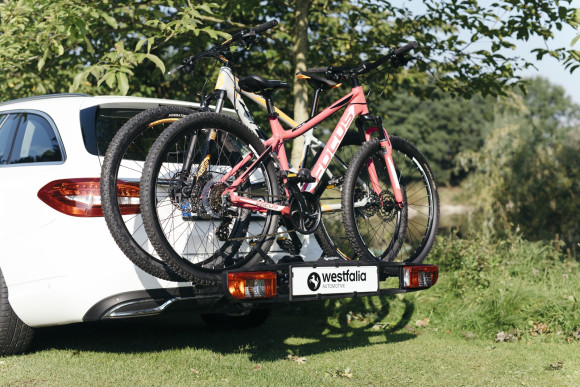 Searching for a towbar and/or a suitable bike rack?